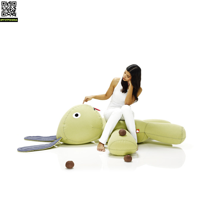 Пуф Fatboy Пуф FatboyДля дома<br>Игрушечный кролик – новинка от компании Fatboy. Предмет сделан их хлопка, нестандартного для этого бренда материала, и выпускается в нескольких цветах и размерах. Самый маленький вариант – стандартный размер игрушки, с которой могут спать ваши дети, а самый большой кролик послужит кроватью для взрослого человека.<br>