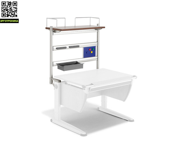 Полка Flex Deck Compact для парт Runner Compact и Pro Combi Полка Flex Deck Compact для парт Runner Compact и Pro CombiДетская мебель: тумбы, стеллажи, приставки<br>Полка из дсп с меламиновым покрытием, толщина 19 мм, со смягченными скругленными краями, накладки с покрытием алюминиевого цвета, без опоры. Две угловые дуги для книг. Регулируемая по высоте несущая конструкция из анодированного алюминиевого профиля с тремя поперечинами. Преимущества Дополнительные уровни над столом в качестве стеллажа для папок-регистров или книг, как полка для принтера, сканера и т. д. Многофункциональная полка для размещения канцелярских принадлежностей, компакт-дисков и т. д. вплоть до<br>
