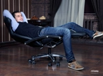 Роботизированное кресло-реклайнер xClubby