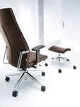 Кресло руководителя Active