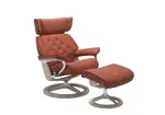 Кресло-реклайнер с пуфом Skyline Signature Set